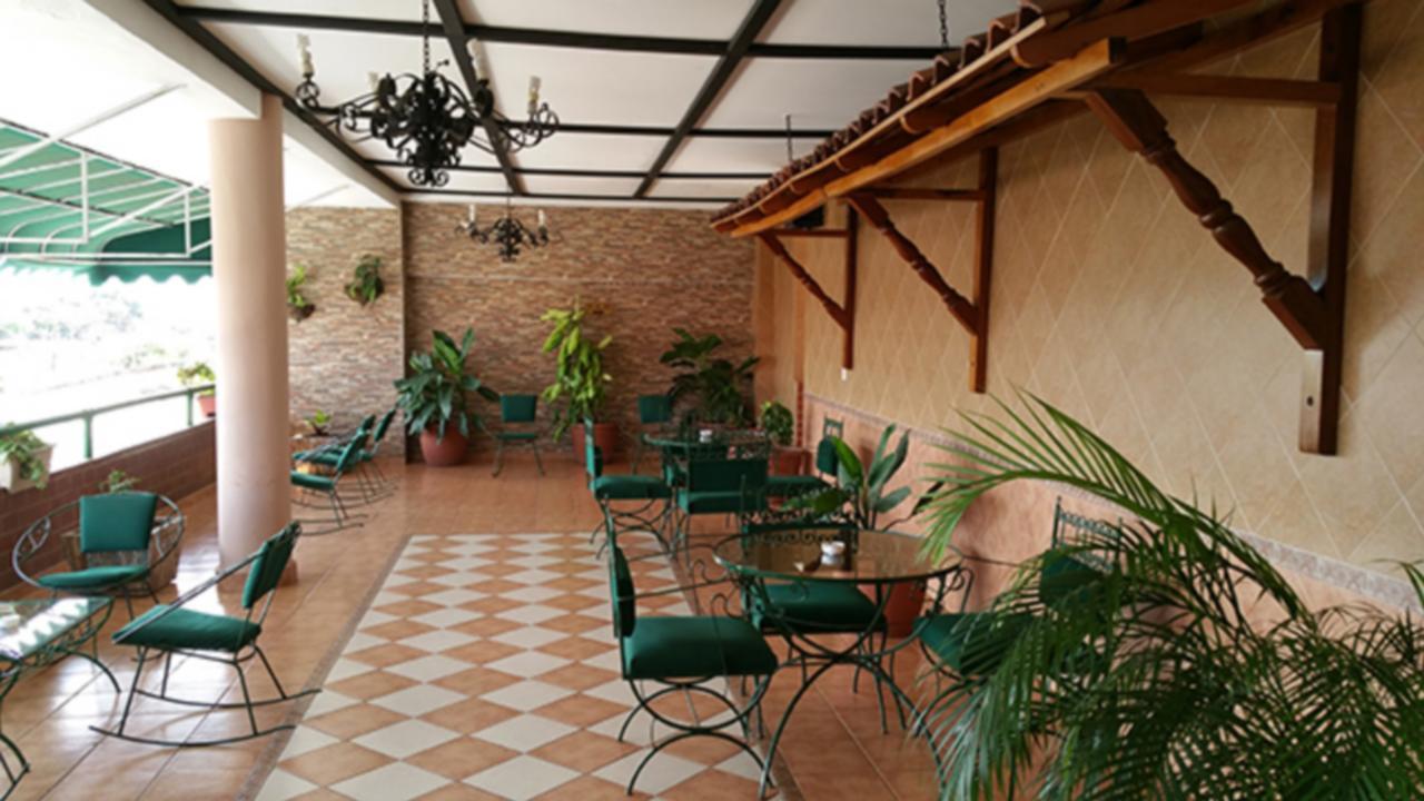 Hotel Rex Chitre Bagian luar foto