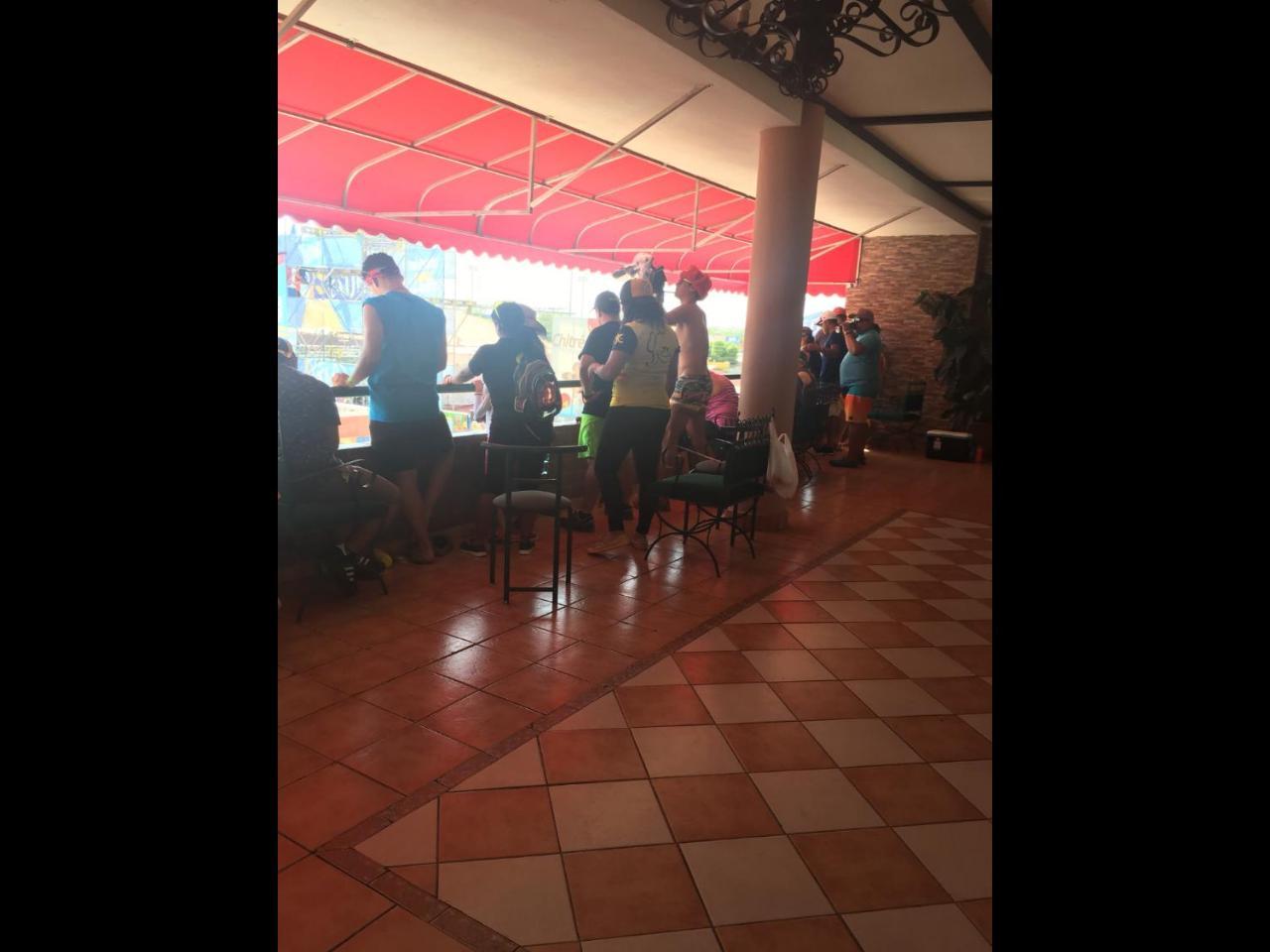 Hotel Rex Chitre Bagian luar foto